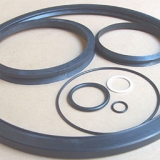 Elastomer- und andere Ringe und -teile