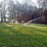 Taschner Bewässerungssysteme  -  Bewässerungsanlagen Bewässerungssystemmontage Gartenbewässerung Bewässerungssysteme Beete - Rasen
