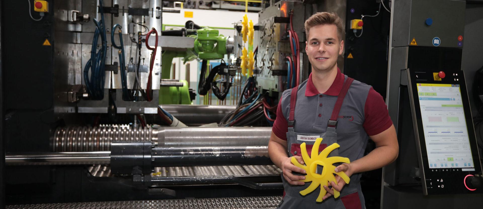 INTERNORM Kunststofftechnik GmbH  Robert-Bosch-Str. 5 49401 Damme Niedersachsen Deutschland Spritzguss PUR Guss PUR-Walzen Rollenbeschichtungen aus Polyurethan Walzenbeschichtungen aus Polyurethan